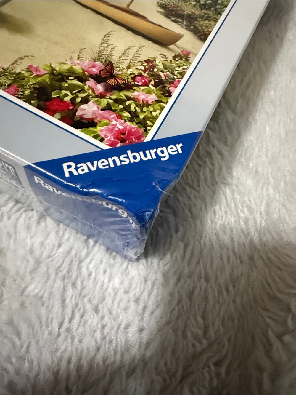 Ravensburger Sunlit Shores puzzle. - Picture 4 of 4